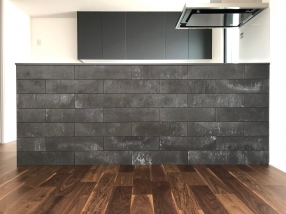 ����ܤν���